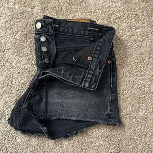 Denim Forum Mid Rise Shorts - 26